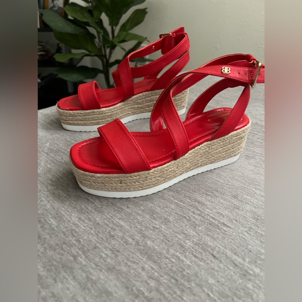 Bandolino red sandals
